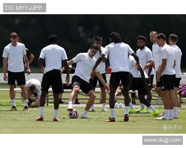 国米与尤文激战正酣比分揭晓引发球迷热议与期待